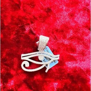 .925 Moissanite Eye of Ra